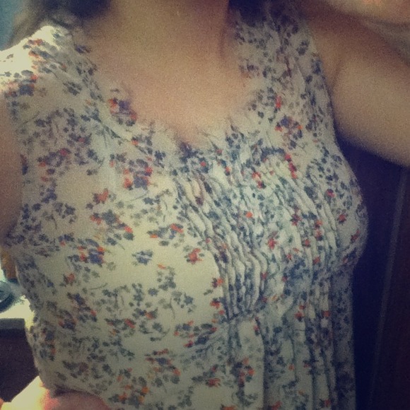 Floral chiffon tank - Picture 1 of 4