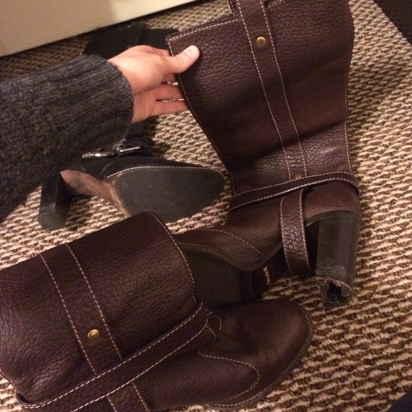 Dolce and gabbana tall brown leather boots - Picture 4 of 4