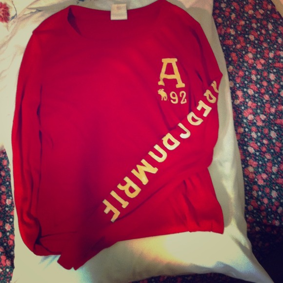 Red long sleeve Abercrombie top