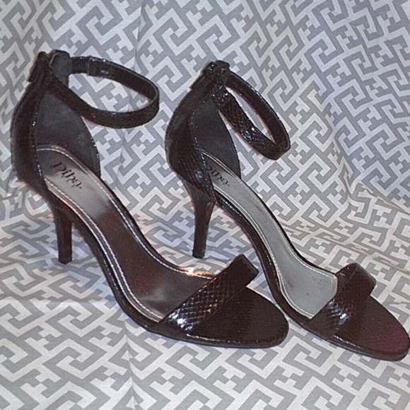 8.5 Diba Style Stilettos NIB