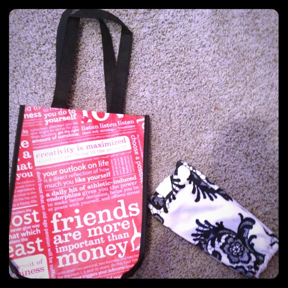 Lulu lemon headband (Post headstand)NEVER WORN!!😃