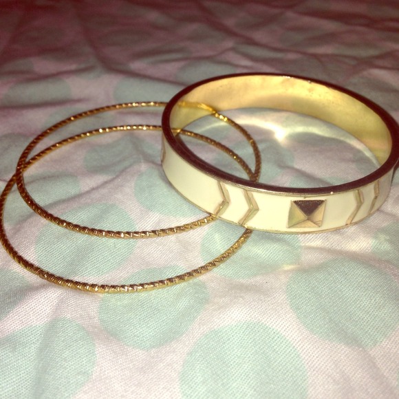 TRADED Gold and ivory bracelets
