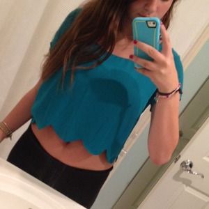 NEVER WORN turquoise crop top!