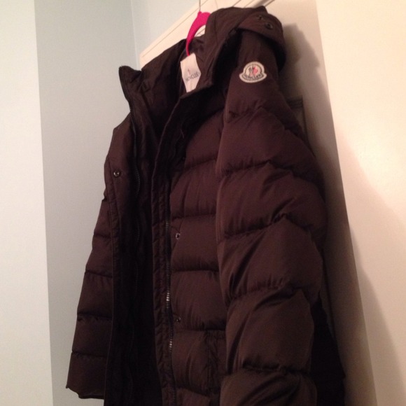 "SOLD" Moncler goose down chocolate 3/4 coat - Picture 2 of 4