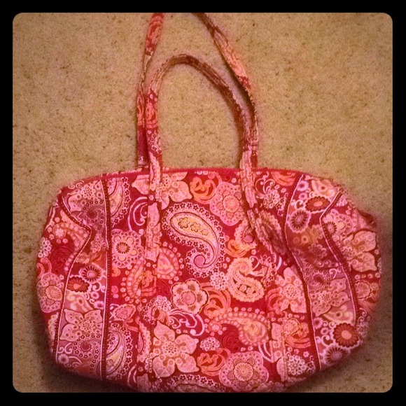 Reduced!!Vera Bradley overnight or weekend bag
