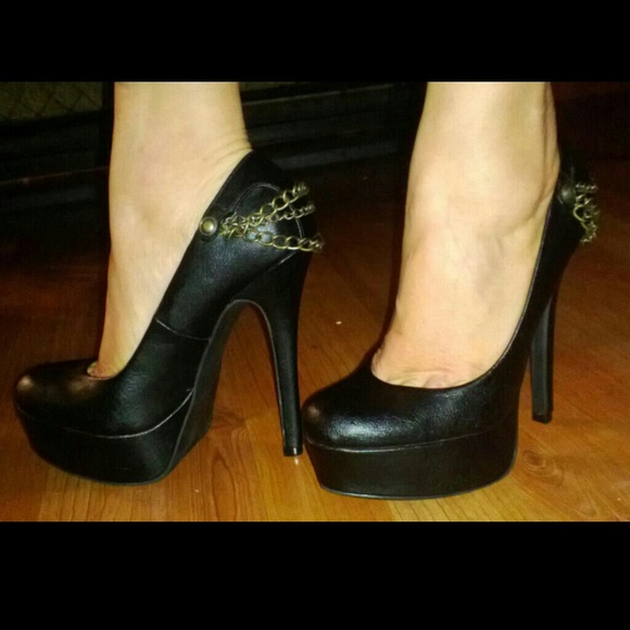 Platform shoes