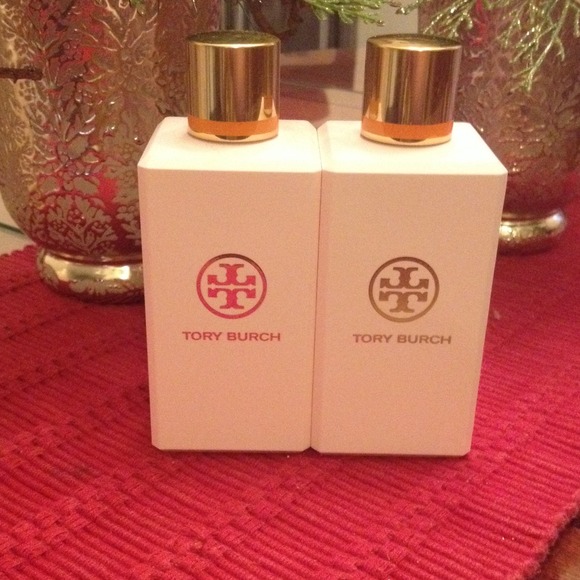 New Tory Burch Shower Gel & Lotion