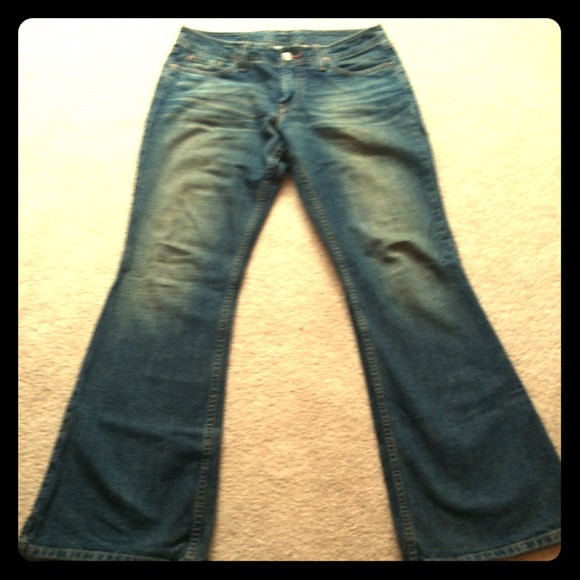 Lucky Jeans. Low Rise. Flare. 27