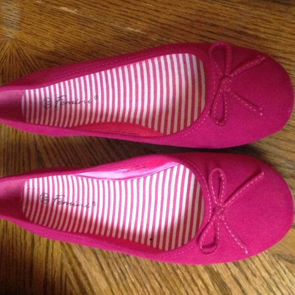 Shoes - Fen nine slip ons