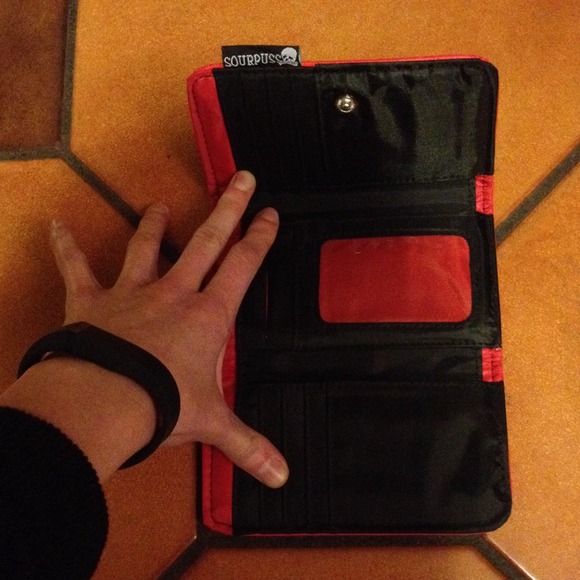 she devil wallet - Picture 2 of 2