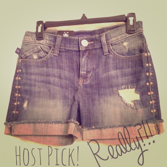 🎉HP🎉Studded Rock & Republic shorts
