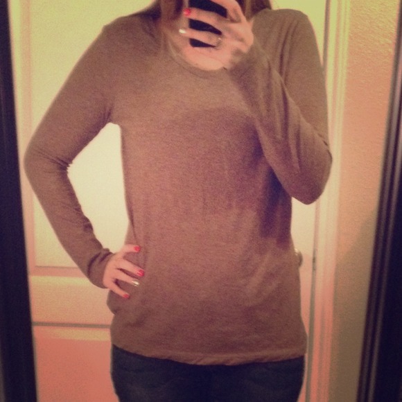 Long Sleeve V Neck