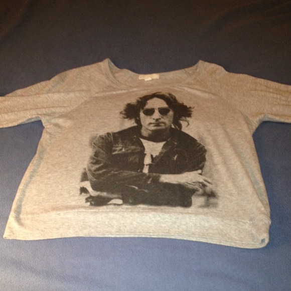 Gray Top - Picture 2 of 3