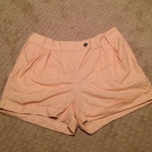 High waisted peach shorts with pockets