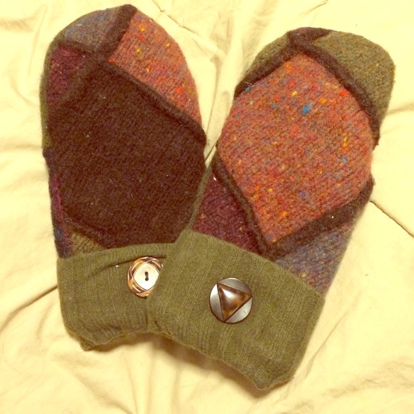 Oversized mittens