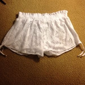 NEVER WORN Victoria secret crochet shorts