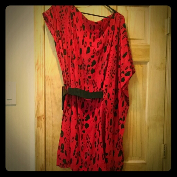 Bebe One Sleeve Belted Mini Dress!!!