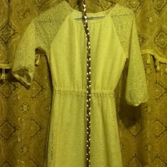 Girls Knitted dress with belt - Picture 1 of 2
