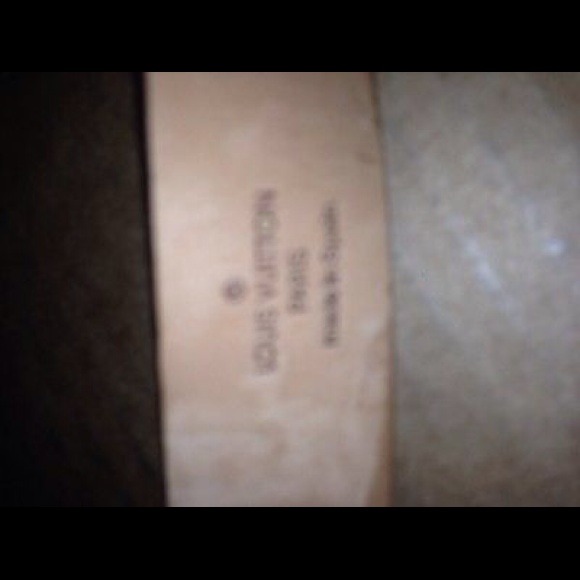 Authentic Women's Louis Vuitton Belt - Picture 2 of 3
