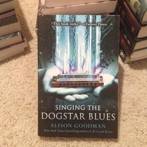 Singing the Dogstar Blues - Alison Goodman (book)