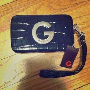 Guess iPhone 4/4s wallet and phone case combo