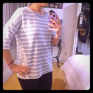 ❌SOLD---3/4 Sleeve Sweater