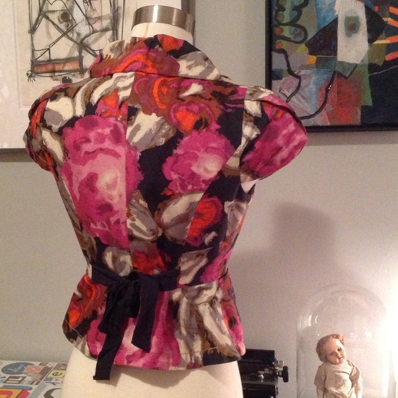 SOLD! Anthropologie Elevenses floral vest jacket - Picture 3 of 4