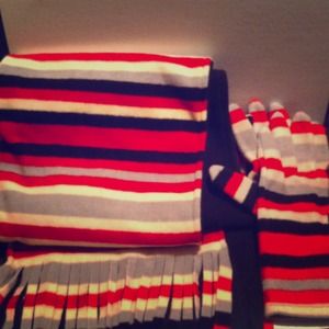 2 sided Scarf with Matching Gloves