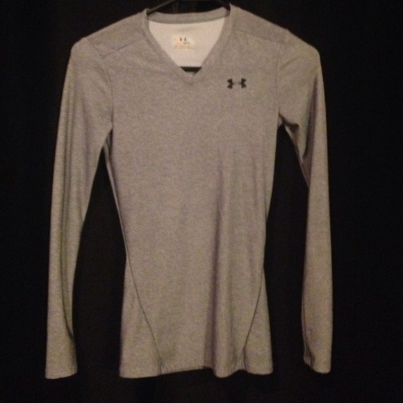 Long sleeve under armor shirt