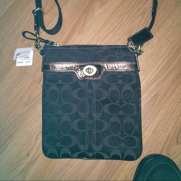 😲sold😲authentic coach bag