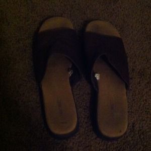 Cherokee sandals used only 2 times comfortable