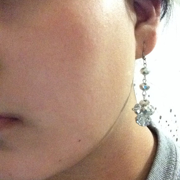 Statement earrings💕 - Picture 4 of 4