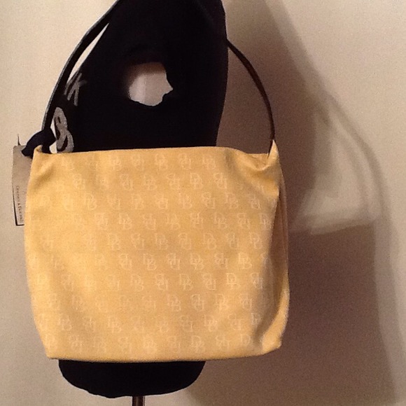 Dooney and Bourke Shoulder Sac - Picture 1 of 4