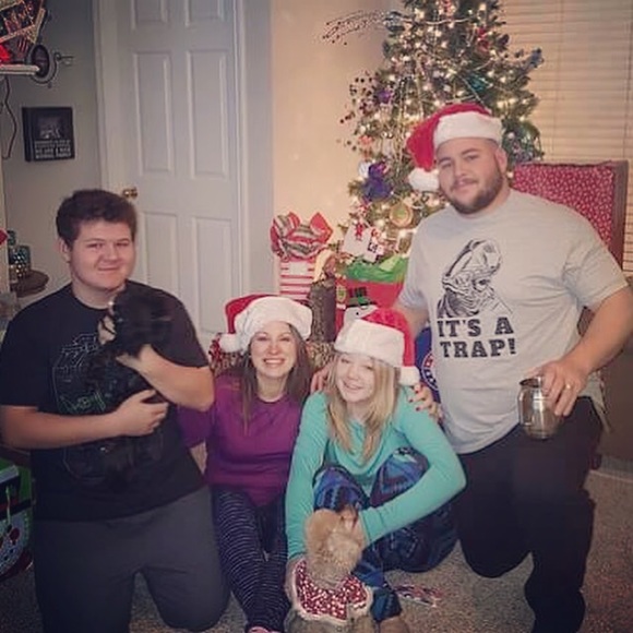 💥Meet your seller!💥 - Picture 2 of 8