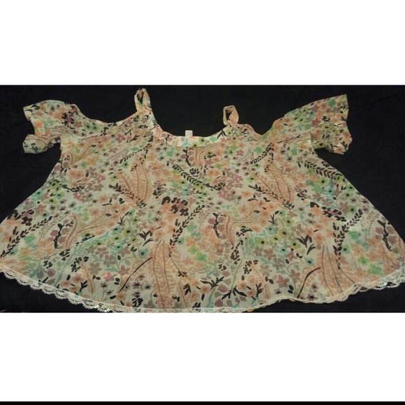 Floral print top