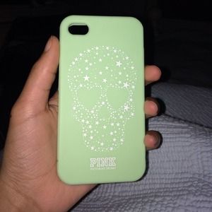 Green skull case for iPhone 4/4s
