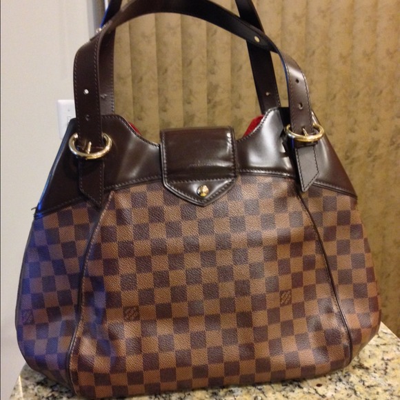❗️❗️SOLD❗️❗️💯% AUTHENTIC LOUIS VUITTON SISTINA GM - Picture 2 of 4