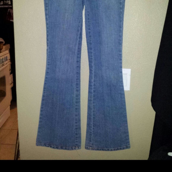 SOS JEANS - Picture 3 of 4