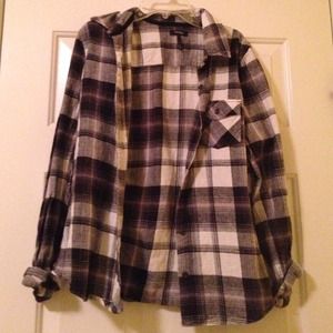 💢ON HOLD💢 Black and white/grey flannel