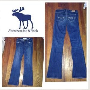 A&F bootcut jeans. 4