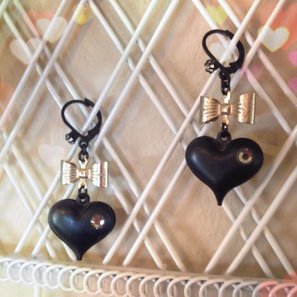 Betsey Johnson Black Heart and Gold Bow Earrings