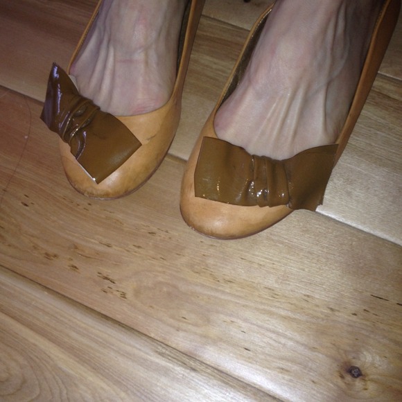 Leather flats