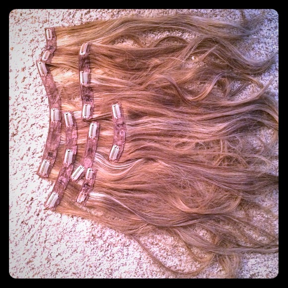 7 piece Clip in hair extensions