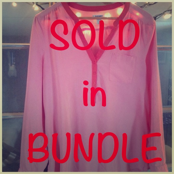 //SOLD\\ Beautiful OLD NAVY Top