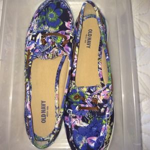 Old navy blue flowery slip ons