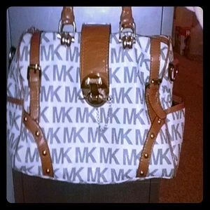 Micheal Kors Monogram