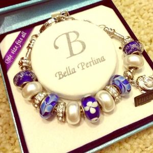 Beautiful and exotic Bella Perlina bracelet!!