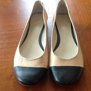 Nine West Shoes - ⬇️REDUCED. 9 West toe cap flats. Nude/black Sz 6. Nine West Shoes - ⬇️REDUCED. 9 West toe cap flats. Nude/black Sz 6.