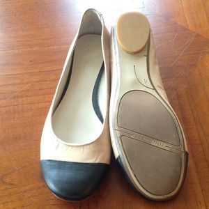 Nine West Shoes - ⬇️REDUCED. 9 West toe cap flats. Nude/black Sz 6. Nine West Shoes - ⬇️REDUCED. 9 West toe cap flats. Nude/black Sz 6.