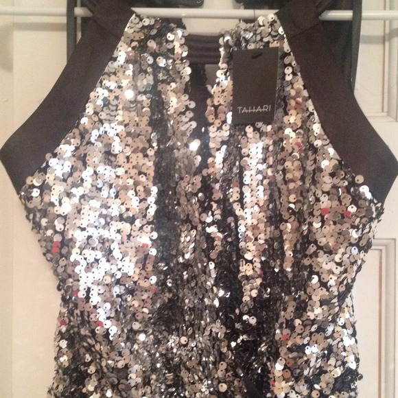 Dress - Picture 2 of 4